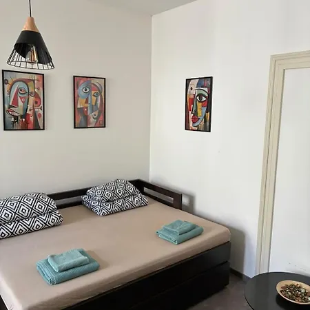 Pearl Bee Deluxe Apartamento *