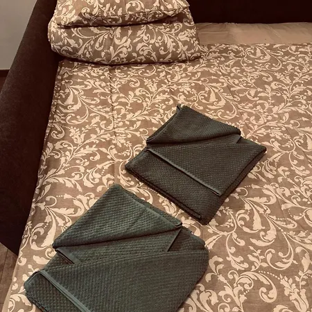 Pearl Bee Deluxe Pilzno
