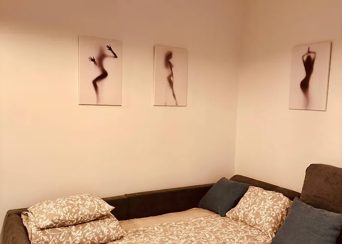 Pearl Bee Deluxe Apartment *