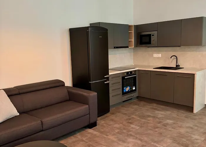 Pearl Bee Deluxe Apartment